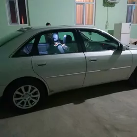 Toyota Avalon 2001