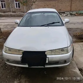 Toyota Carina 1995