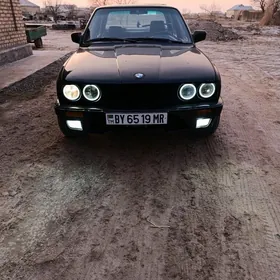 BMW 320 1990