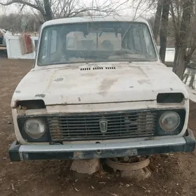 Lada Niva 1986