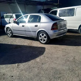 Opel Astra 2003