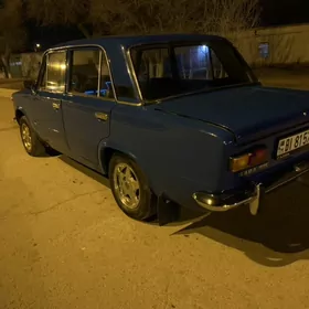 Lada 2104 1985