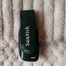 128 gb oýun sandisk fleska