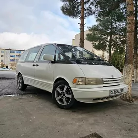 Toyota Previa 1993