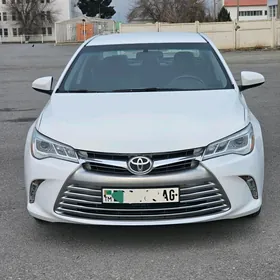 Toyota Camry 2017