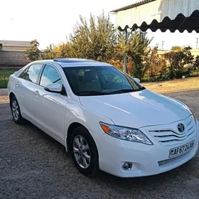 Toyota Camry 2010