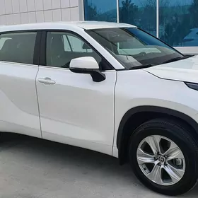 Toyota Highlander 2021