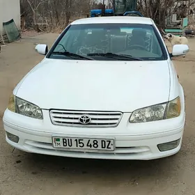 Toyota Camry 2000