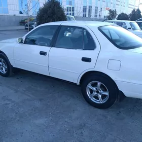 Toyota Camry 1992