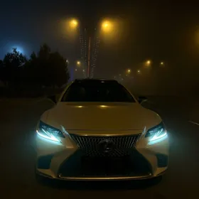 Lexus LS 500 2019