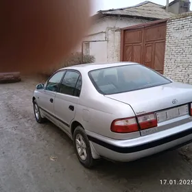 Toyota Carina 1994