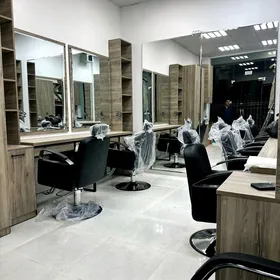 Salon Ak yol bazar