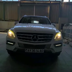 Mercedes-Benz ML350 2014