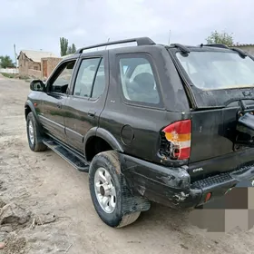 Opel Frontera 2000