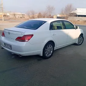 Toyota Avalon 2005