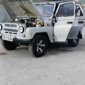 UAZ 469 2002