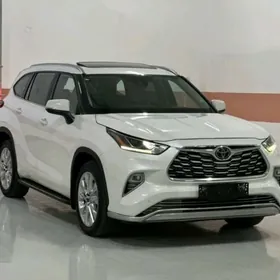 Toyota Highlander 2020