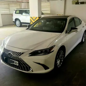 Lexus ES 350 2022