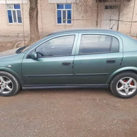 Opel Astra 2000