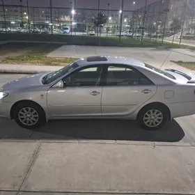 Toyota Camry 2005