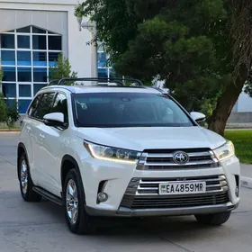 Toyota Highlander 2019