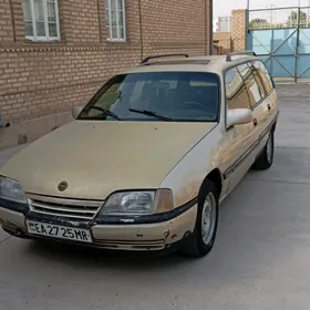 Opel Omega 1990