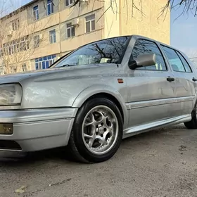 Volkswagen Golf 1993