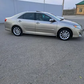 Toyota Camry 2013