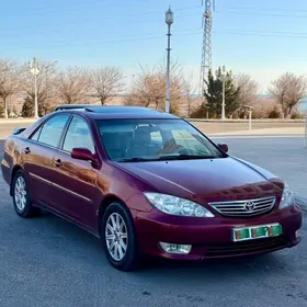 Toyota Camry 2004