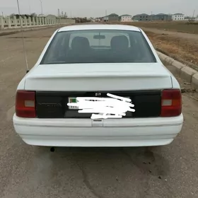 Opel Vectra 1989