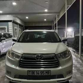 Toyota Highlander 2016