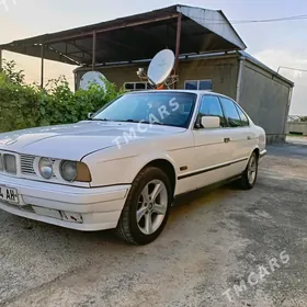 BMW 525 1989