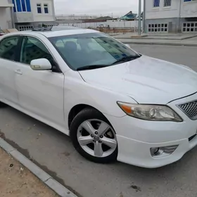 Toyota Camry 2010