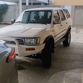 Toyota Fortuner 1995