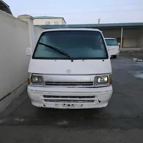 Toyota Hiace 1998