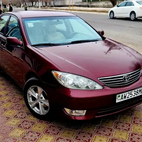 Toyota Camry 2004