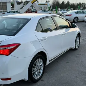 Toyota Corolla 2014