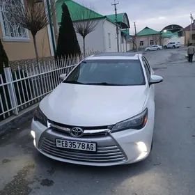 Toyota Camry 2015