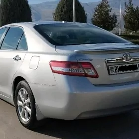 Toyota Camry 2010