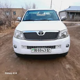 Toyota Hilux 2010