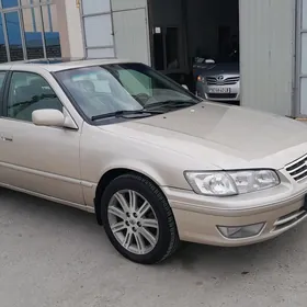 Toyota Camry 1998