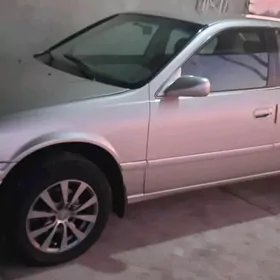 Toyota Camry 2001