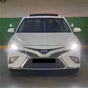 Toyota Camry 2020