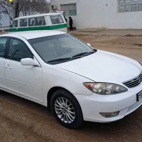 Toyota Camry 2003