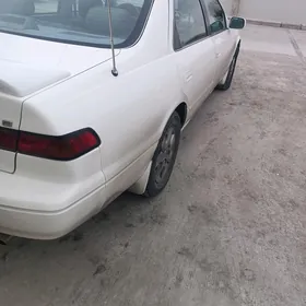 Toyota Camry 1999