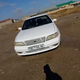 Nissan Cefiro 1994