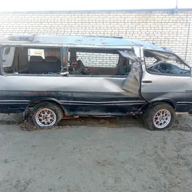 Toyota Hiace 1989