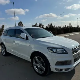 Audi Q7 2013