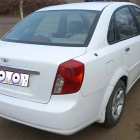 Daewoo Lacetti 2004