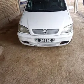 Opel Zafira 1999